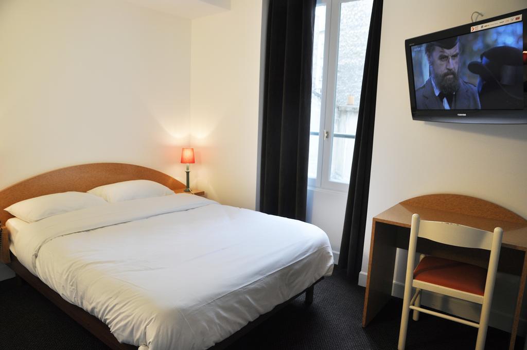 Hotel De La Tour Paříž Pokoj fotografie